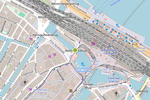Ambulance-melding op Stationsplein, Amsterdam op 28 juni, kaart-overzicht