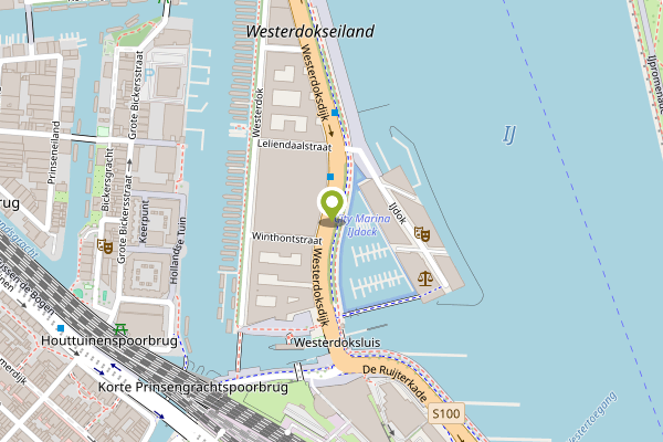Ambulance-melding op Westerdoksdijk, Amsterdam op 26 april, kaart-overzicht