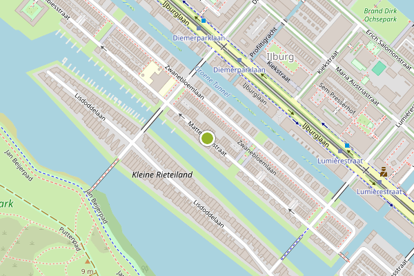 Ambulance-melding op Mattenbiesstraat, Amsterdam op 24 mei, kaart-overzicht
