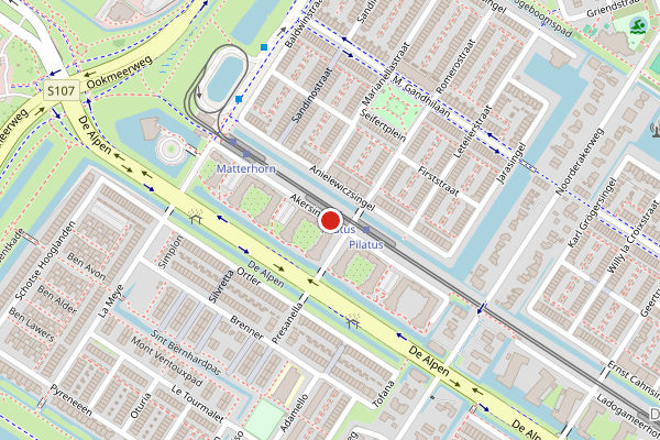 Brandweer-melding op Akersingel, Amsterdam op 24 juni, kaart-overzicht